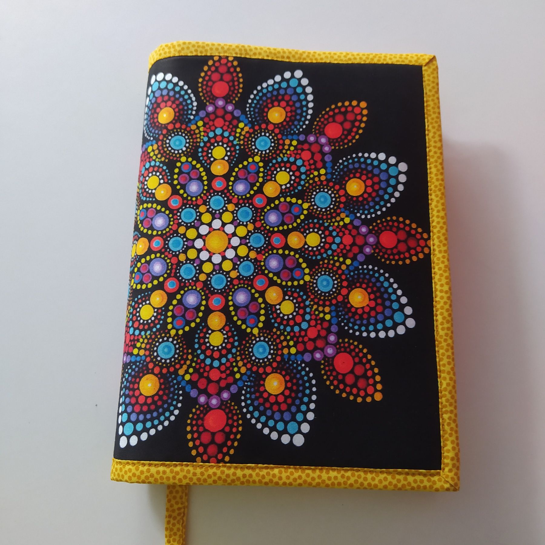 Obal na knihu Mandala