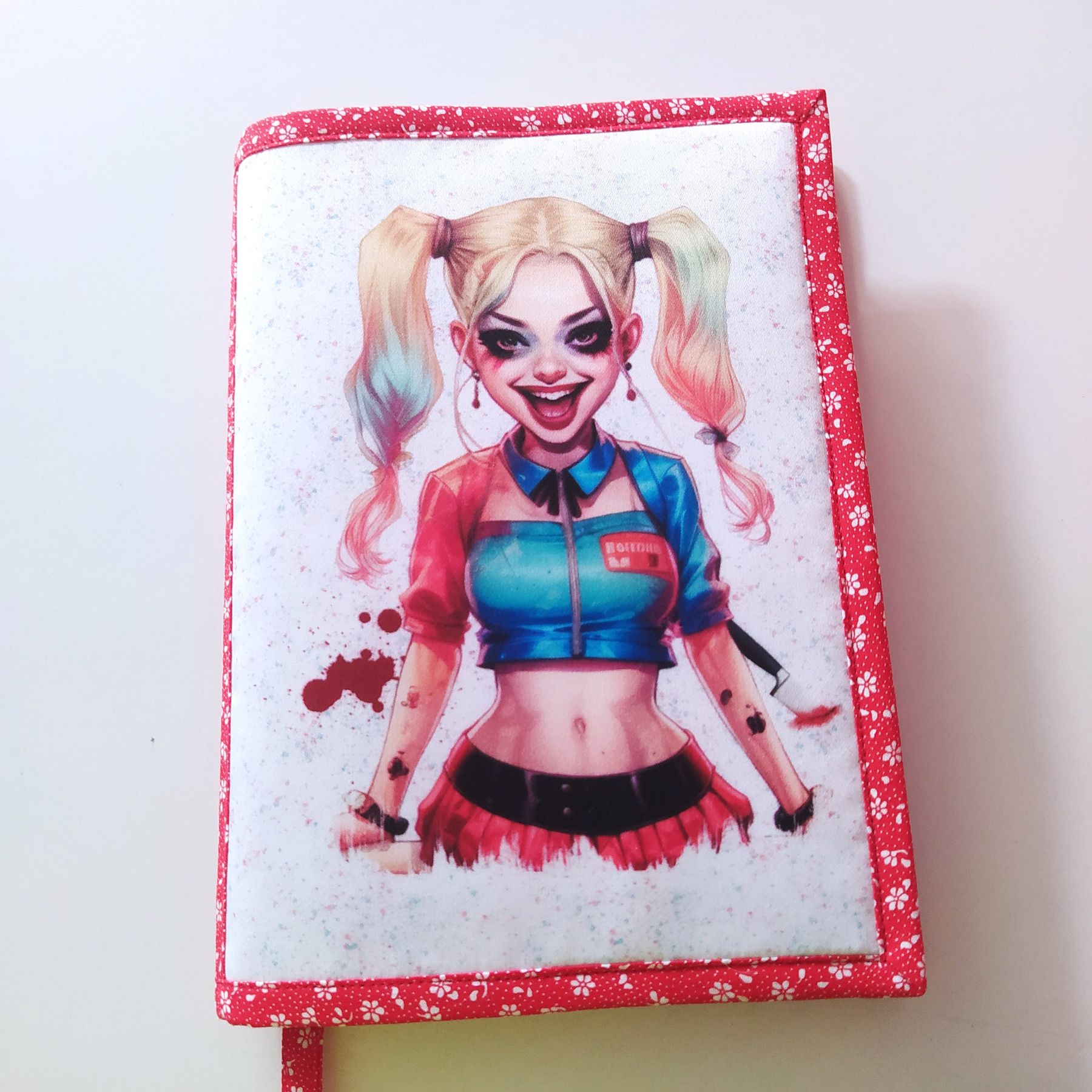 Obal na knihu Harley Quinn