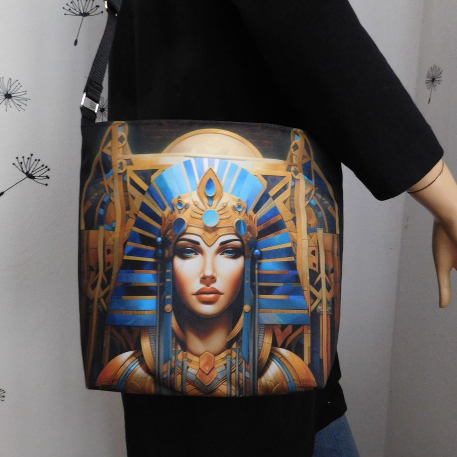 Crossbody kabelka Egytp