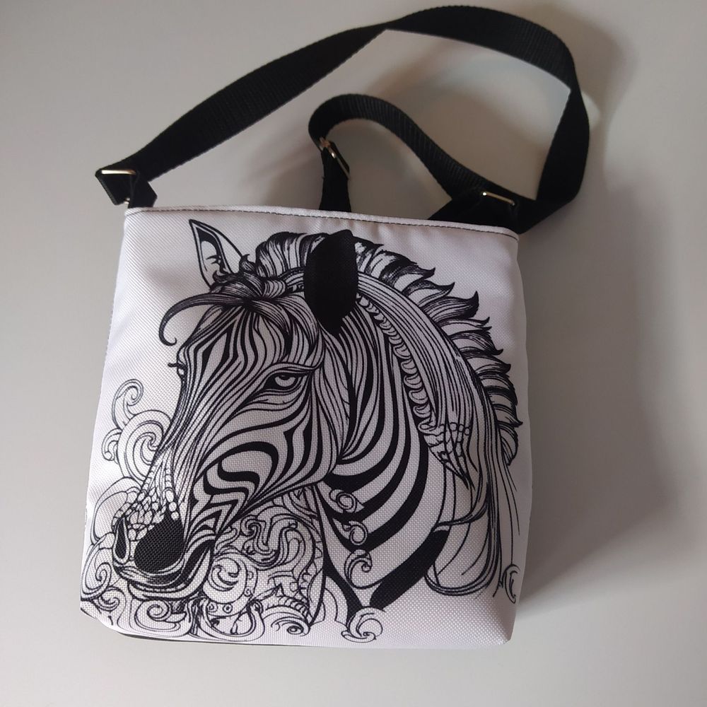 Kabelka malá Zebra černobílá