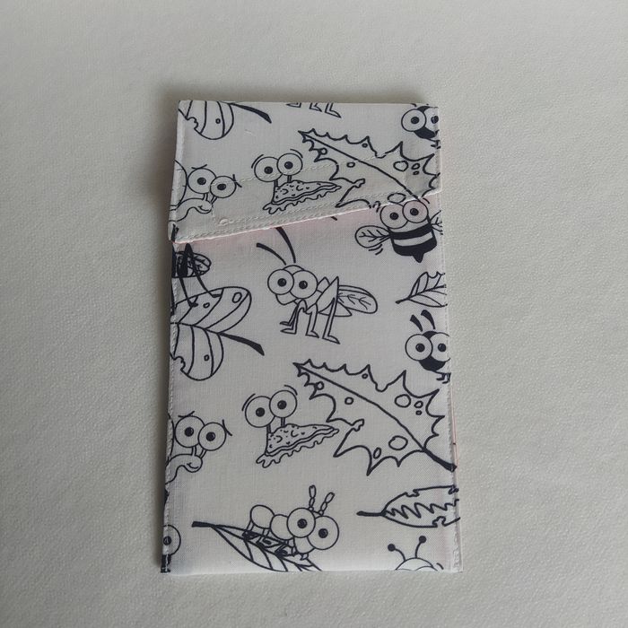 Hmyzáci omalovánky - pouzdro na mobil