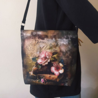 Crossbody kabelka Knihy a květiny