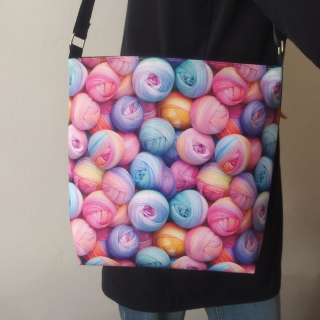 Crossbody kabelka Klubíčka pastelová